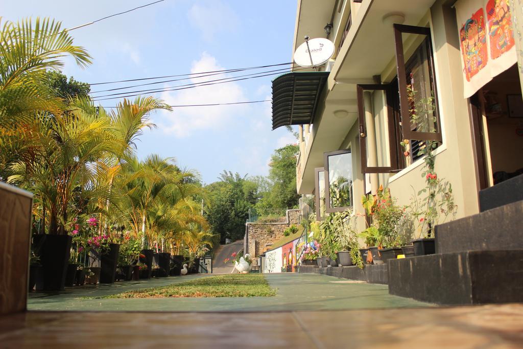 Yes Paradise Kandy Dış mekan fotoğraf